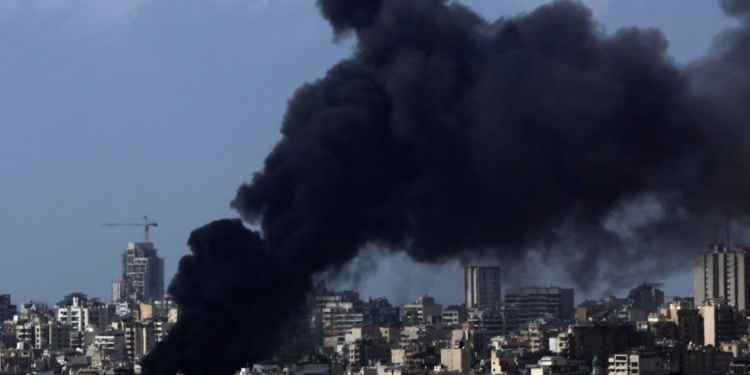 Beirut colapsa tras “mayor ataque” de Israel contra Líbano