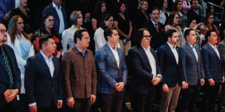 En la primera línea 