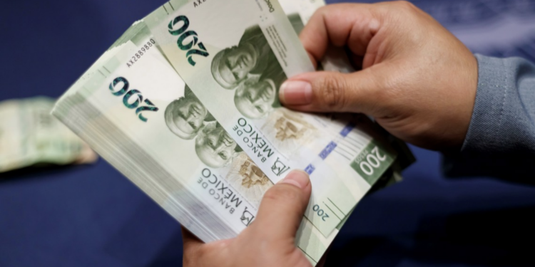 Fitch mantiene calificación de México en “BBB-“