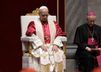 Papa León XIV encabeza vigilia por la paz