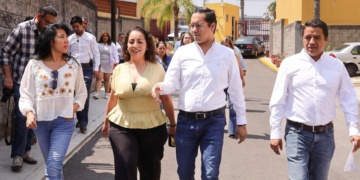 Chepe Guerrero dialoga con vecinos de Villas de Camino Real sobre seguridad