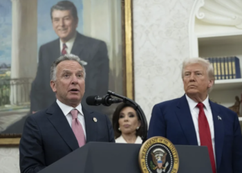 Cancela EU viaje de representantes para diálogo con Irán