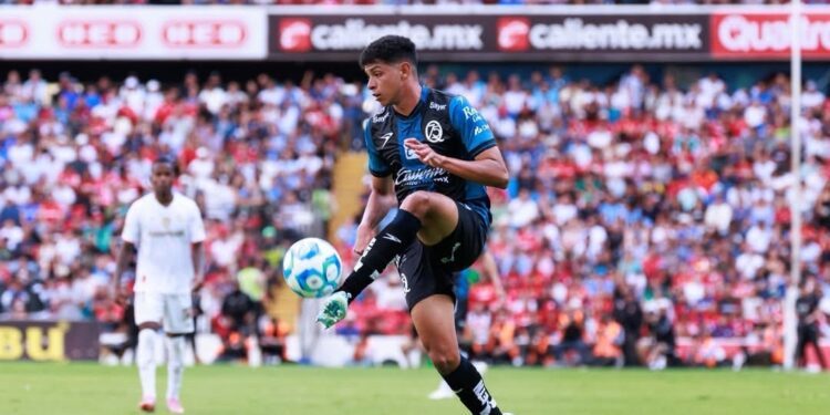 Gallos Blancos vence al bicampeón Toluca y suma su tercer partido sin recibir gol