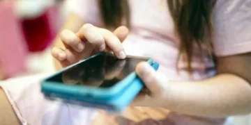 Desestima Sheinbaum riesgo en registro de líneas telefónicas