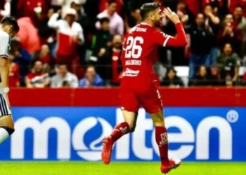 Encamina Paulinho al Toluca en la Concacaf