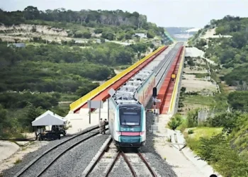 Descarta Sheinbaum adelantar tren a Nogales; sigue en fase inicial