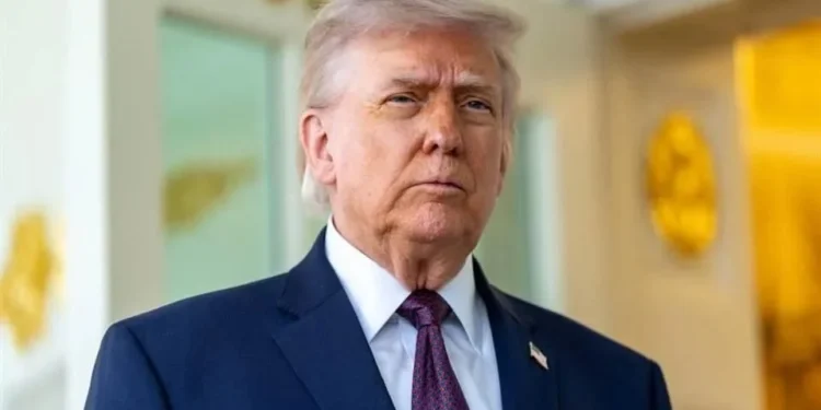 Ordena Trump hundir embarcaciones que pongan minas en Ormuz