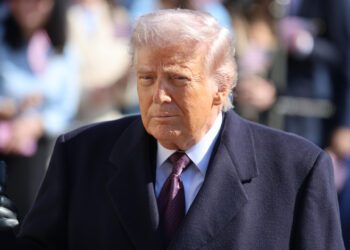 “Sería una decisión brillante”: Trump recomienda a empresas no pedir reembolso por aranceles