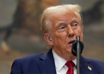 Plantea EU suspensión de España de la OTAN