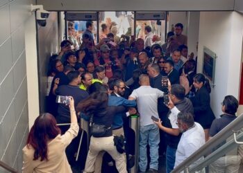 Colectivos defensores de cuatro iniciativas congeladas buscan dar “portazo“ a congreso local