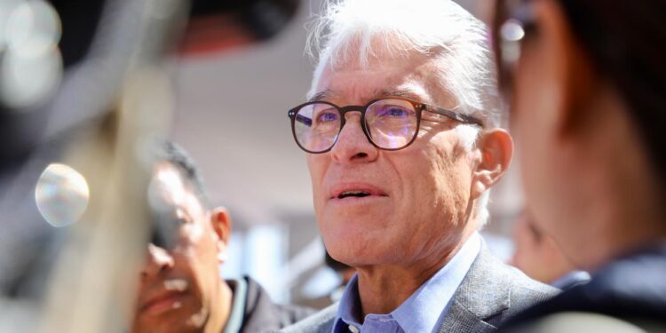 Gobierno de Querétaro prevé instalar paneles solares en edificios públicos