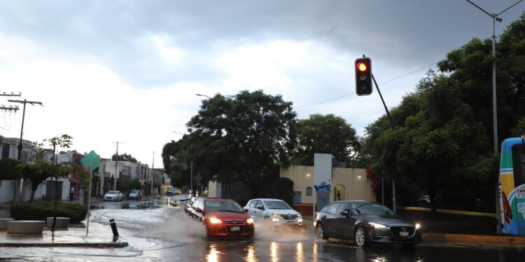Frente frío 43 provocará lluvias ligeras y variaciones de temperatura en Querétaro