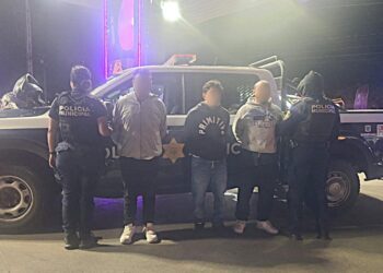 Tres masculinos detenidos por robo sobre Prolongación Bernardo Quintana