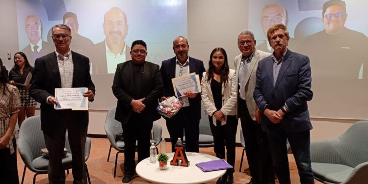 Lleva Contraloría a universitarios las conferencias Hablemos de Valores