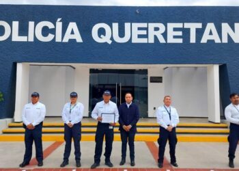 Reconoce CECAFIS a su personal por desempeño