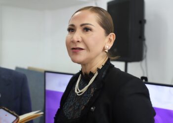 Secretaría de las Mujeres mantiene acercamiento con colectivas, tras agresión en marcha del 8M