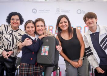 Premia SECTUR a ganadores del Concurso de Dibujo de Cultura Turística