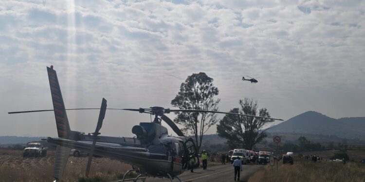 Chofer enluta a nueve familias