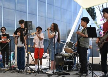 Celebran miles de familias el Día del Niño y de la Niña en el Gómez Morin