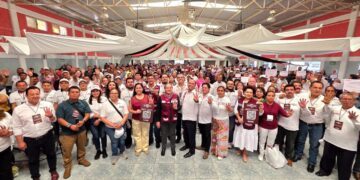 Protestan 400 Comités Distritales de Morena