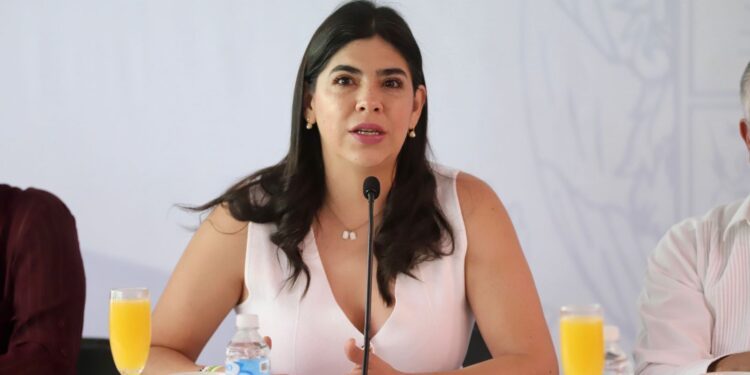 No descartan juicio político contra Claudia Díaz Gayou, ante manejo de comisión de vigilancia de cuentas públicas