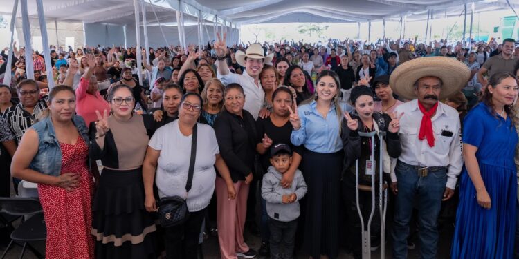 Reconoce Rodrigo Monsalvo a más de 12 mil mujeres de El Marqués