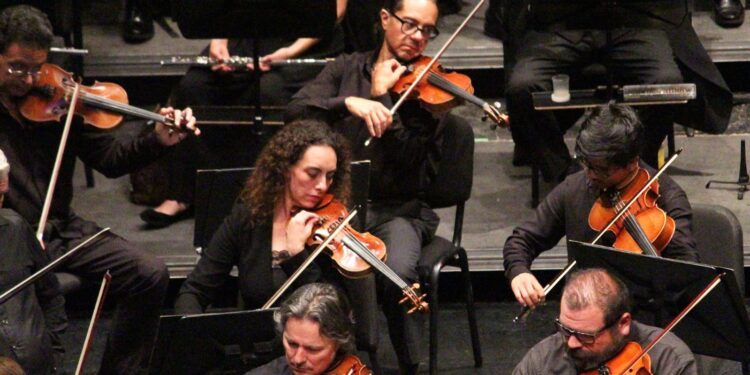 Ofrecerá la OFEQ piezas de Khachaturian, Mabarak y Carlos Chávez