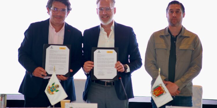 Del Prete encabeza segunda asamblea de la AMSDE