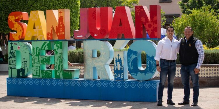 Recorren Cabrera y Felifer Centro Histórico de SJR