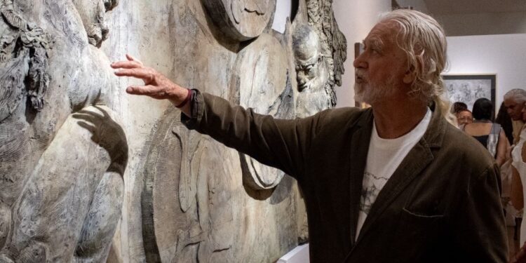 Llega con su obra al Museo de Arte la artista queretana Flor Minor