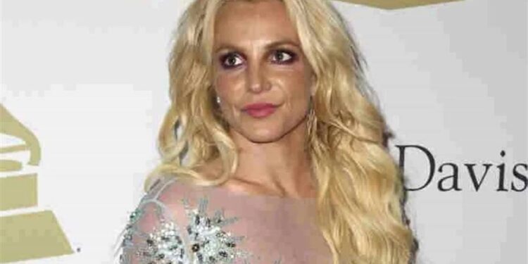 Evita Britney Spears la cárcel tras declararse culpable