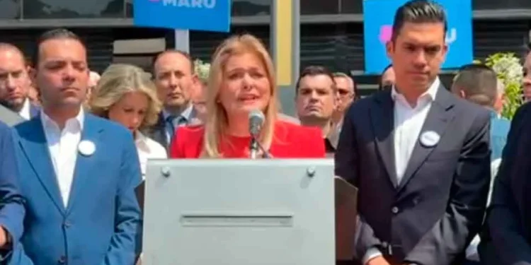 Buscan fabricarme un caso, dice Campos al acudir a FGR