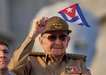 Presenta EU cargos contra Raúl Castro
