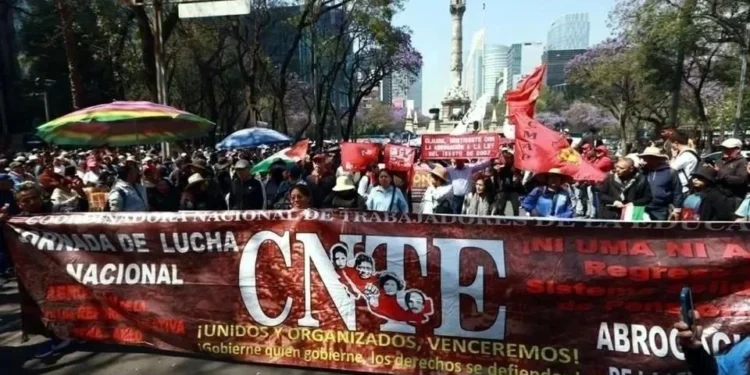 Acusa CNTE ‘afrenta’ de SEP; exige frenar calendario