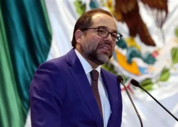 Vinculan a proceso a ex gobernador de Colima por peculado