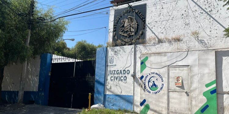 Muere detenido tras persecución en San Juan del Río