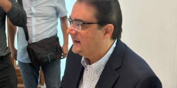 Integrantes de Comisión legislativa Instructora no iniciarán juicio político contra Díaz Gayou