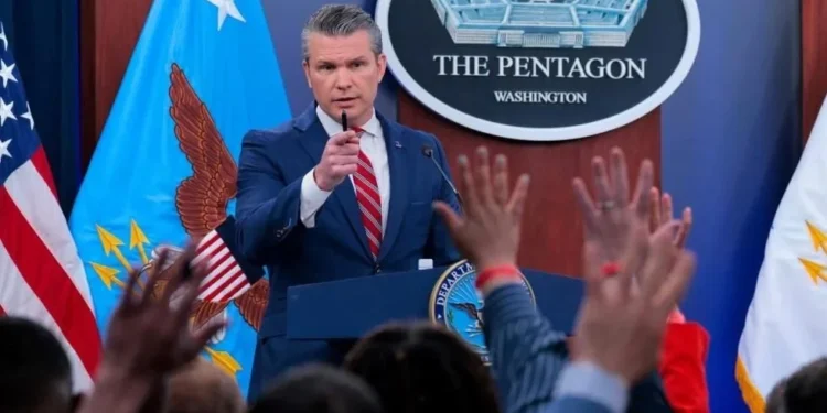 Alto al fuego con Irán no ha terminado, dice Hegseth