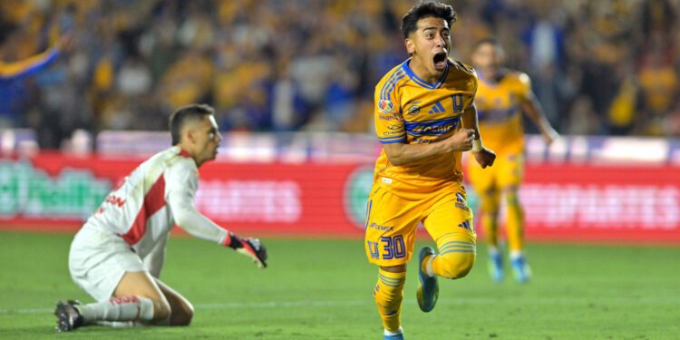 Tigres UANL vence a Chivas y se acerca a semifinales