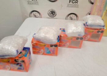 Aseguran dos kilos de metanfetamina ocultos en paquetes de dulces en Morelia, Michoacán