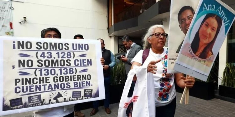 Evalúan colectivos estrategia de búsqueda con Segob