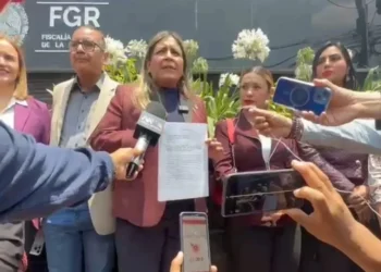Denuncia Morena-NL a Samuel García ante FGR