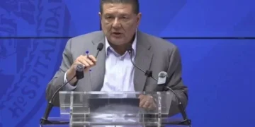 Comparece también ex Fiscal de Chihuahua ante FGR
