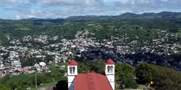 Desplaza crimen ahora a familias en Olinalá, Guerrero