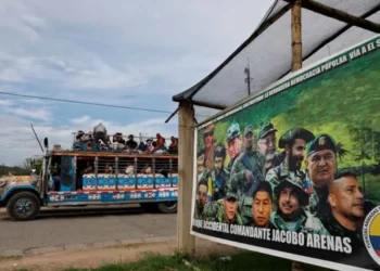 Enfrentamiento entre guerrillas deja 48 muertos en Colombia