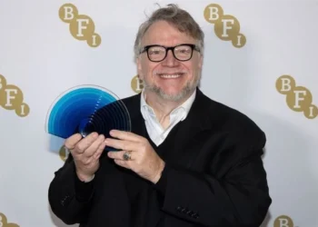 Recibe Del Toro máximo honor del British Film Institute