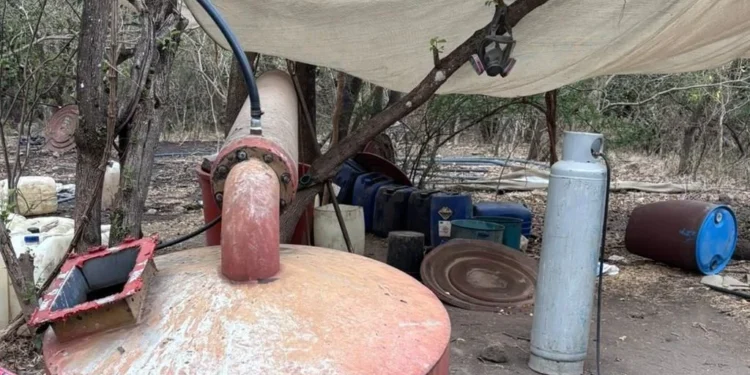 Halla Marina narcolaboratorio del CJNG en Michoacán