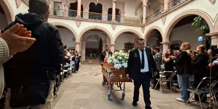 Fallece magistrada de Zacatecas tras ataque masivo de abejas