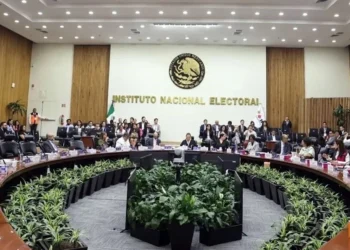 Ordena INE 42 días de home office por Mundial