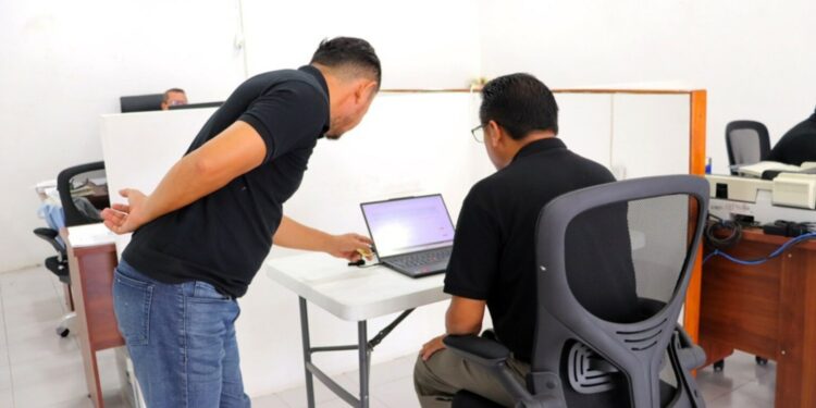 INE repondrá examen del Servicio Profesional Electoral 2026 por fallas en plataforma de CENEVAL